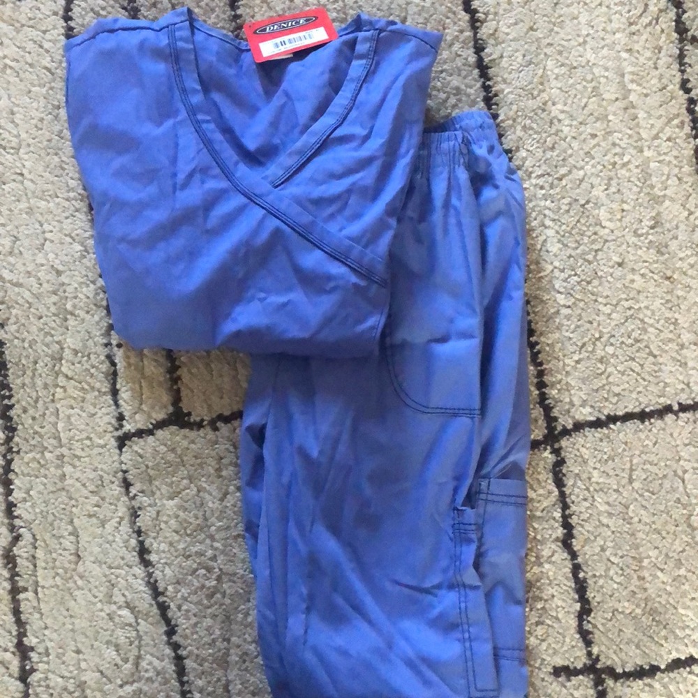 Blue brand New scrubs